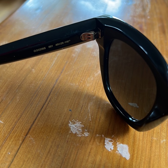 Authentic Gucci sunglasses style #0802S. Please read description! - Picture 5 of 11